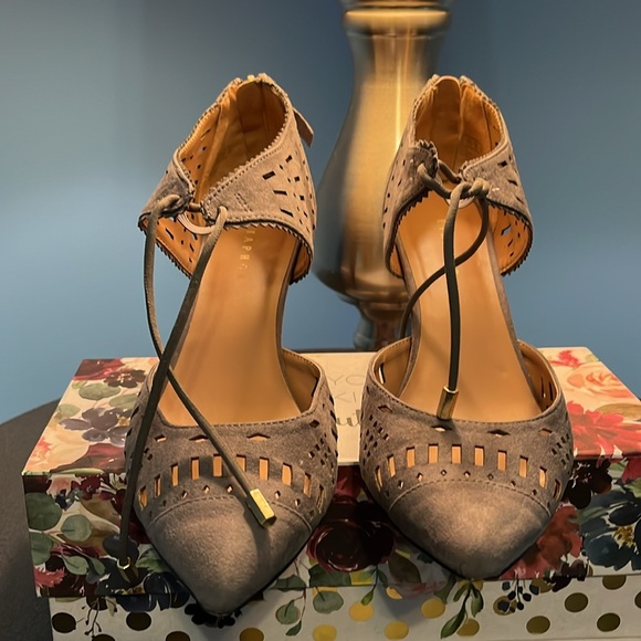 Metaphor Suede High Heel Pumps, Size 10. - Picture 3 of 10